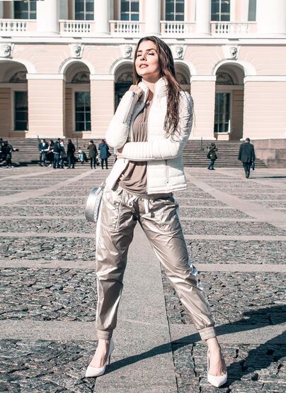 Amanda Cerny: Sexy & Stunning Pictures Collection