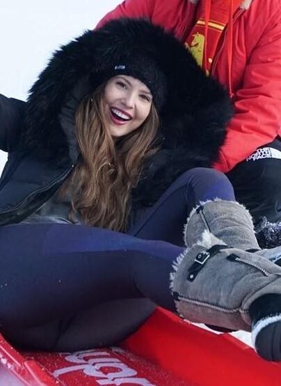 Amanda Cerny: Sexy & Stunning Pictures Collection