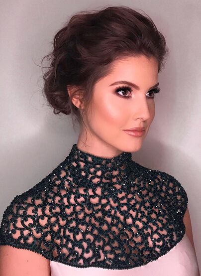 Amanda Cerny: Sexy & Stunning Pictures Collection